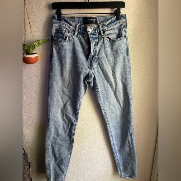 Abercrombie & Fitch Denim - Abercrombie and finch jeans 90s slim stretch jeans